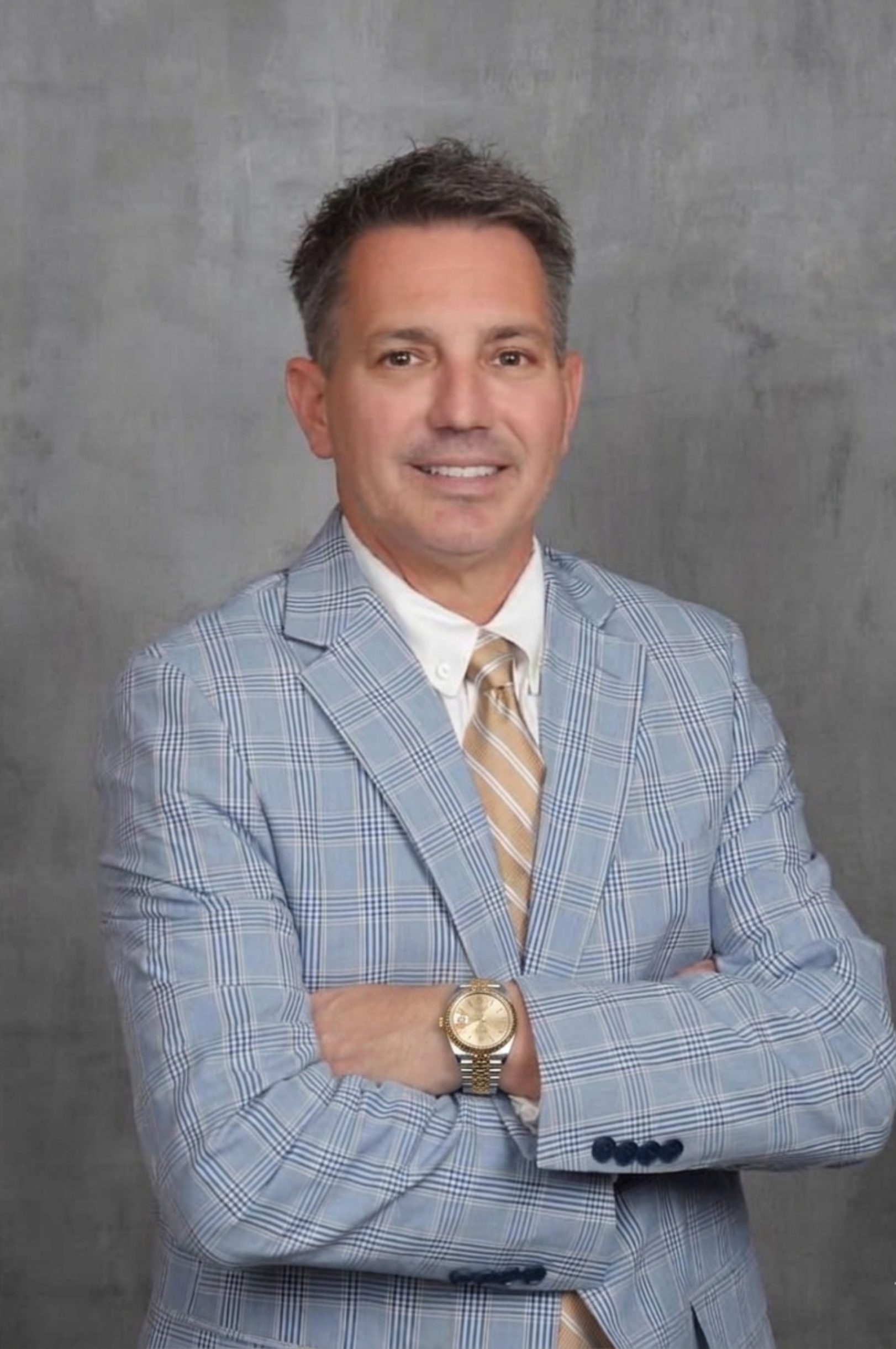 Global Luxury Headshot Resizing